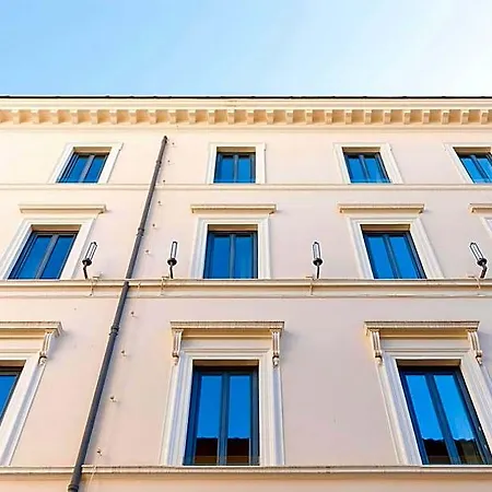Sonder Piazza Barberini Hotel