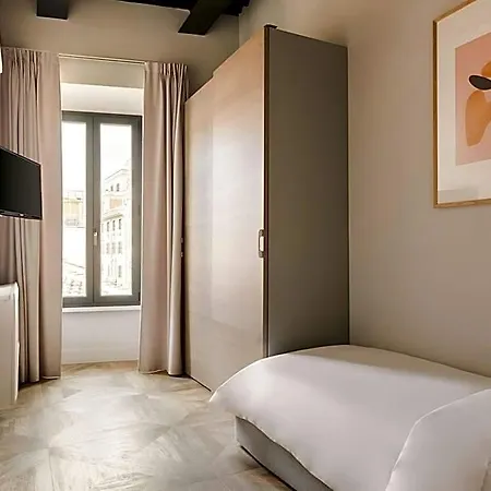 Sonder Piazza Barberini Hotel
